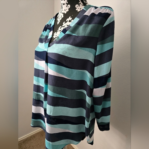 ANA striped blouse Size M - Picture 4 of 13